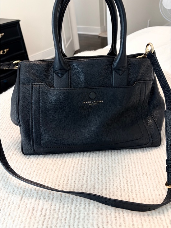 Marc Jacobs Handbags - Marc Jacobs Black Leather Empire City Bag